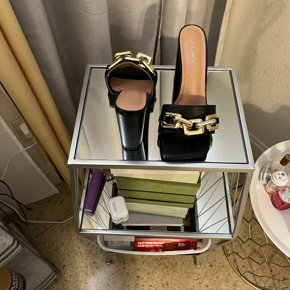Elegant Black Heels with Gold Chain by